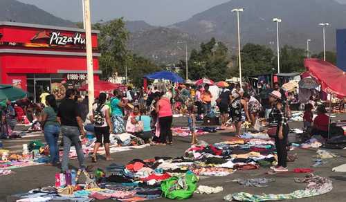 Acapulco: hacen filas en los centros comerciales; hoteles, a 28.9 por ciento