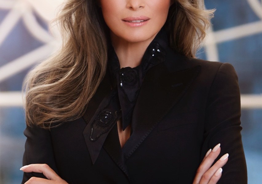Se despide Melania Trump con una carta en donde condena los hechos en el Capitolio
