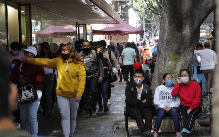 Depende del comportamiento social, apertura de negocios: Barbosa