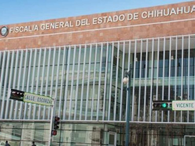 Destituyen a fiscal en Chihuahua por orden de aprehensión en su contra