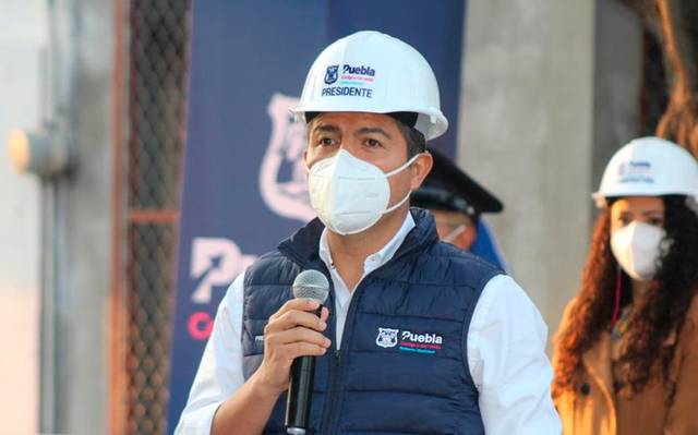 Solicitud de crédito bancario sigue en análisis, señala Eduardo Rivera