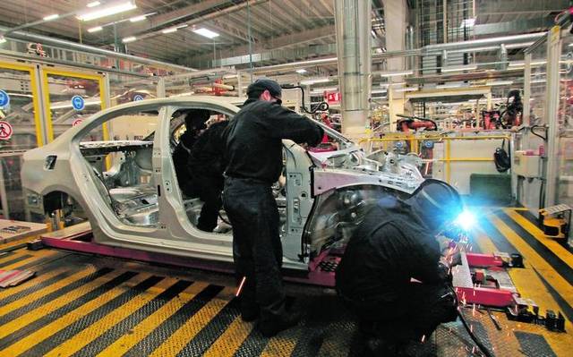 Hasta el 2023 se alcanzará la producción normal de vehículos