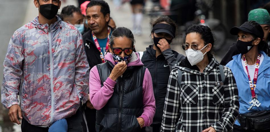 México registra 3 mil 319 nuevos casos y 198 muertes adicionales