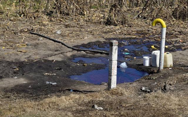 Huachigaseros agreden a pedradas a pobladores de Tlalancaleca; los enfrentaron cuando extraían gas