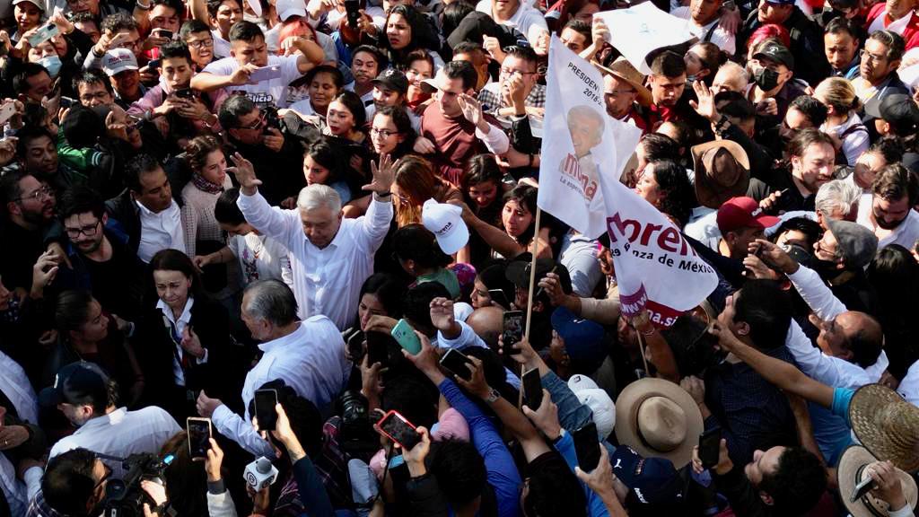 AMLO bautiza como “humanismo mexicano” su movimiento político tras marcha multitudinaria