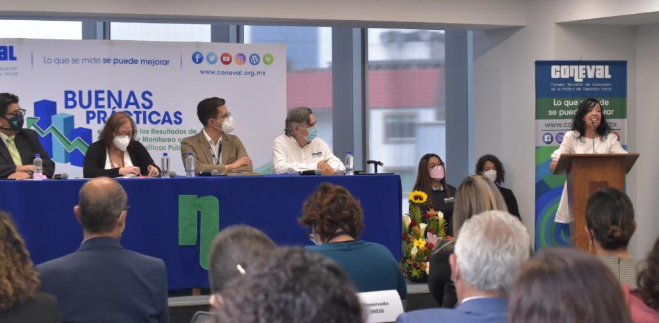 Recibe el DIF Nacional reconocimiento por la Consulta “¿Me Escuchas?” 2022