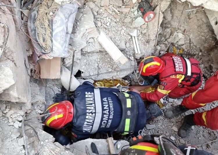 Rescatan a 5 supervivientes 9 días después del terremoto en Turquía