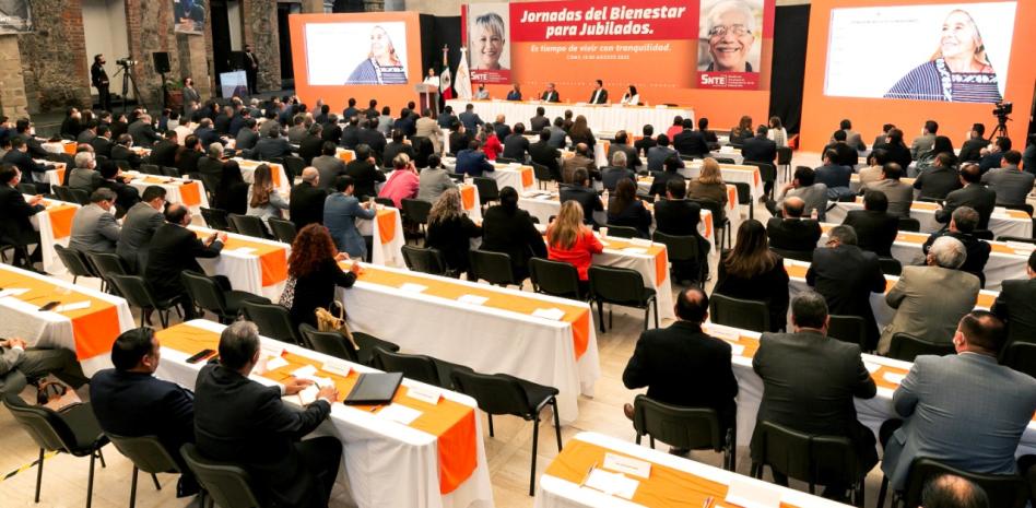 Iniciativa de Ley del gobierno de Nayarit cancela pensión digna para Maestros: SNTE