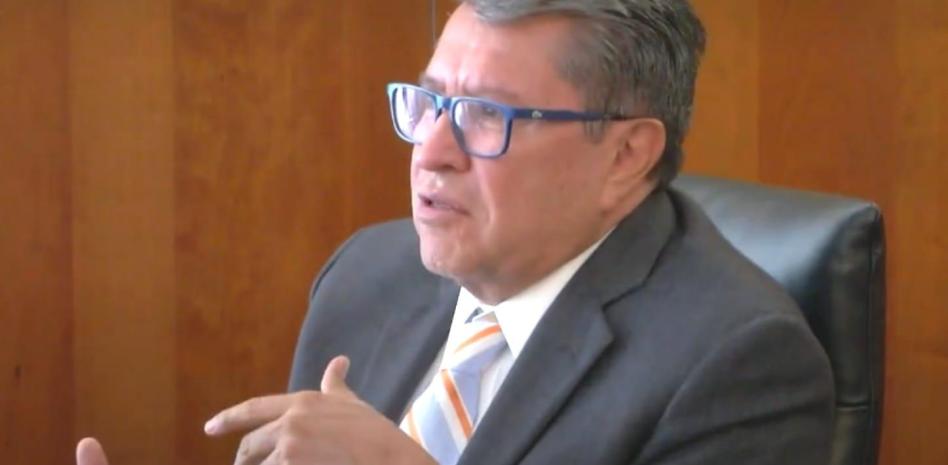 Monreal ya busca perfiles para el INAI que que “coincidan” con AMLO para evitar otro veto