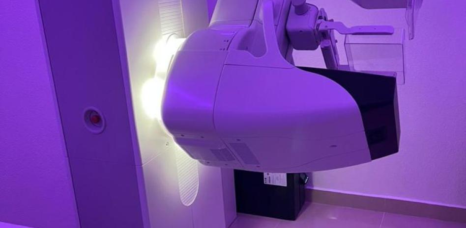 Hospital ISSSTE en Oaxaca recibe mastógrafo de alta tecnología, único en su tipo
