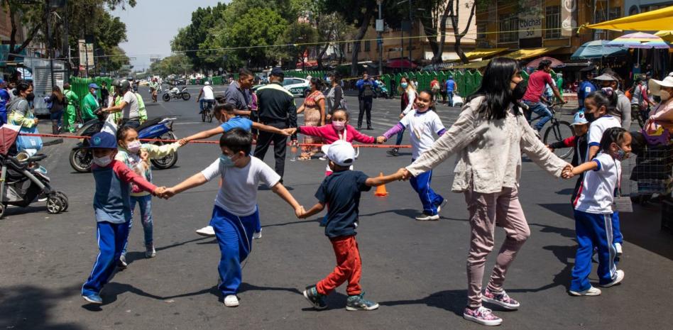 Segob conmemora Día de la Niña y Niño con concurso de cuento