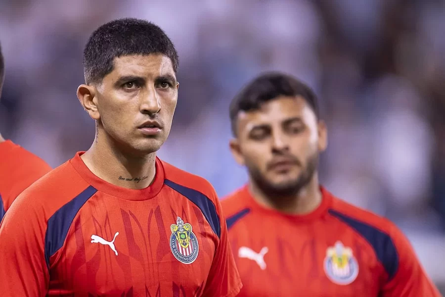 Paunovic defiende a Pocho Guzmán: “No merece abucheos” y aclara situación con Brizuela