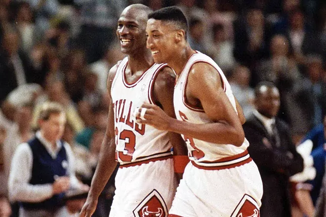 ¿Michael Jordan y Scottie Pippen amigos de nuevo? Se reunirán en primera generación del Anillo de Honor de los Bulls
