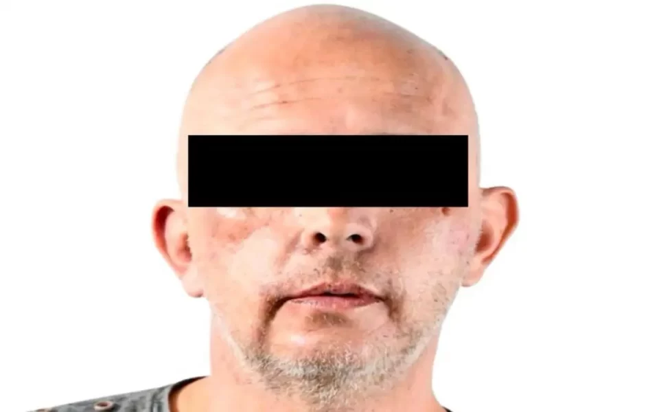 Imputan por cinco delitos a agresor de escolta y fiscal mexiquense