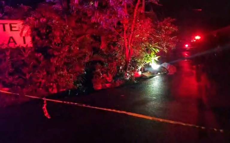 Acribillan a dos sobre la antigua federal México-Tuxpan en Venustiano Carranza