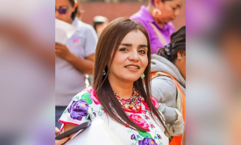 Grecia Quiroz acusa persecución política